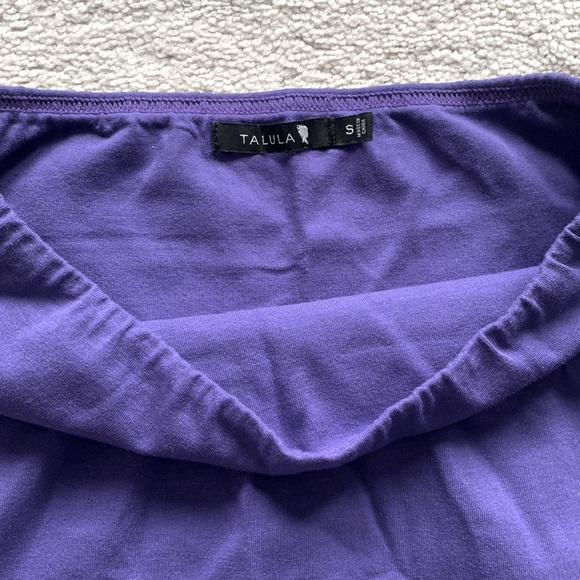 Aritzia Talula Mini Skirt - Picture 2 of 3